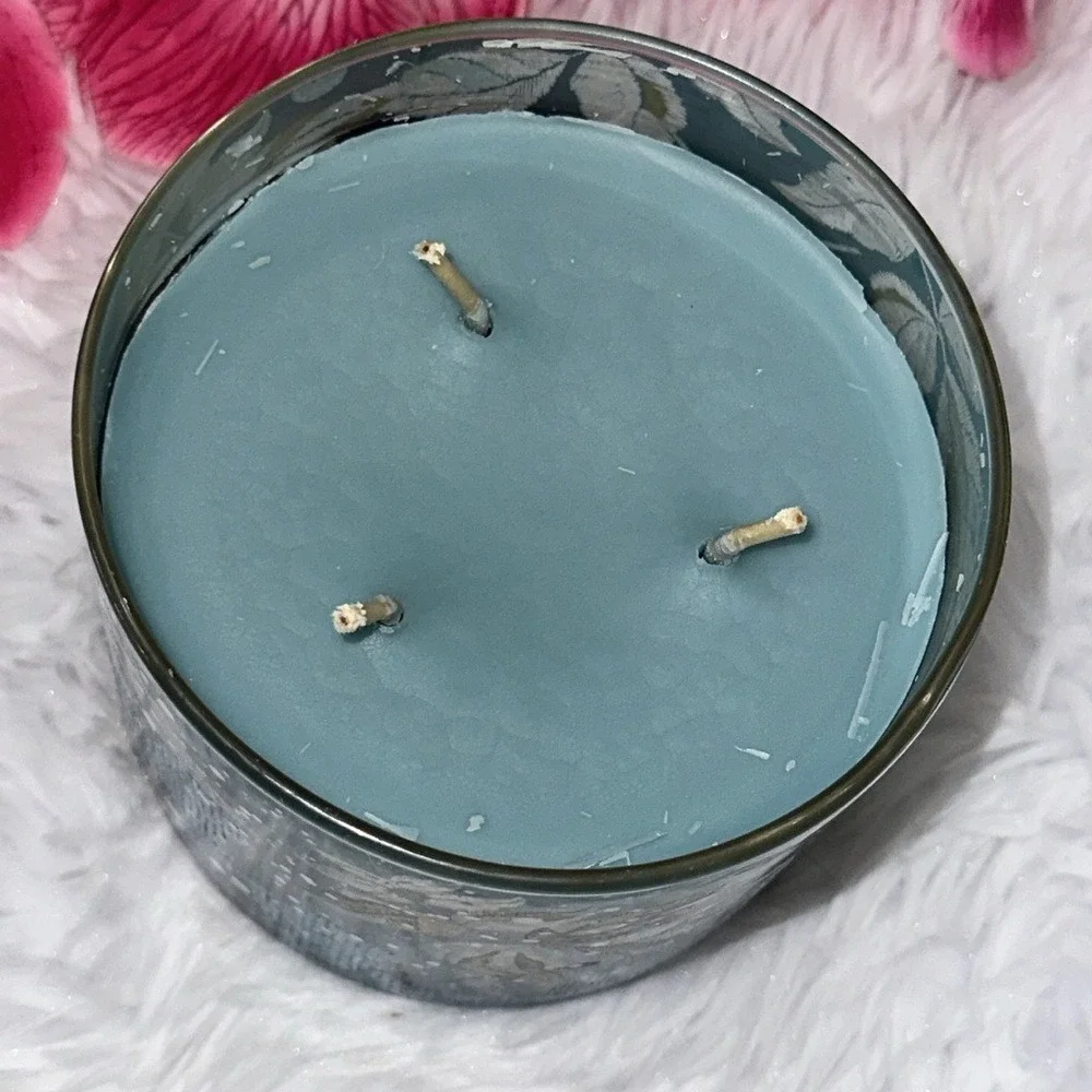 White Barn Cocoa-Roasted Chestnuts 3-Wick Scented Candle 14.5oz Bath & Body Work